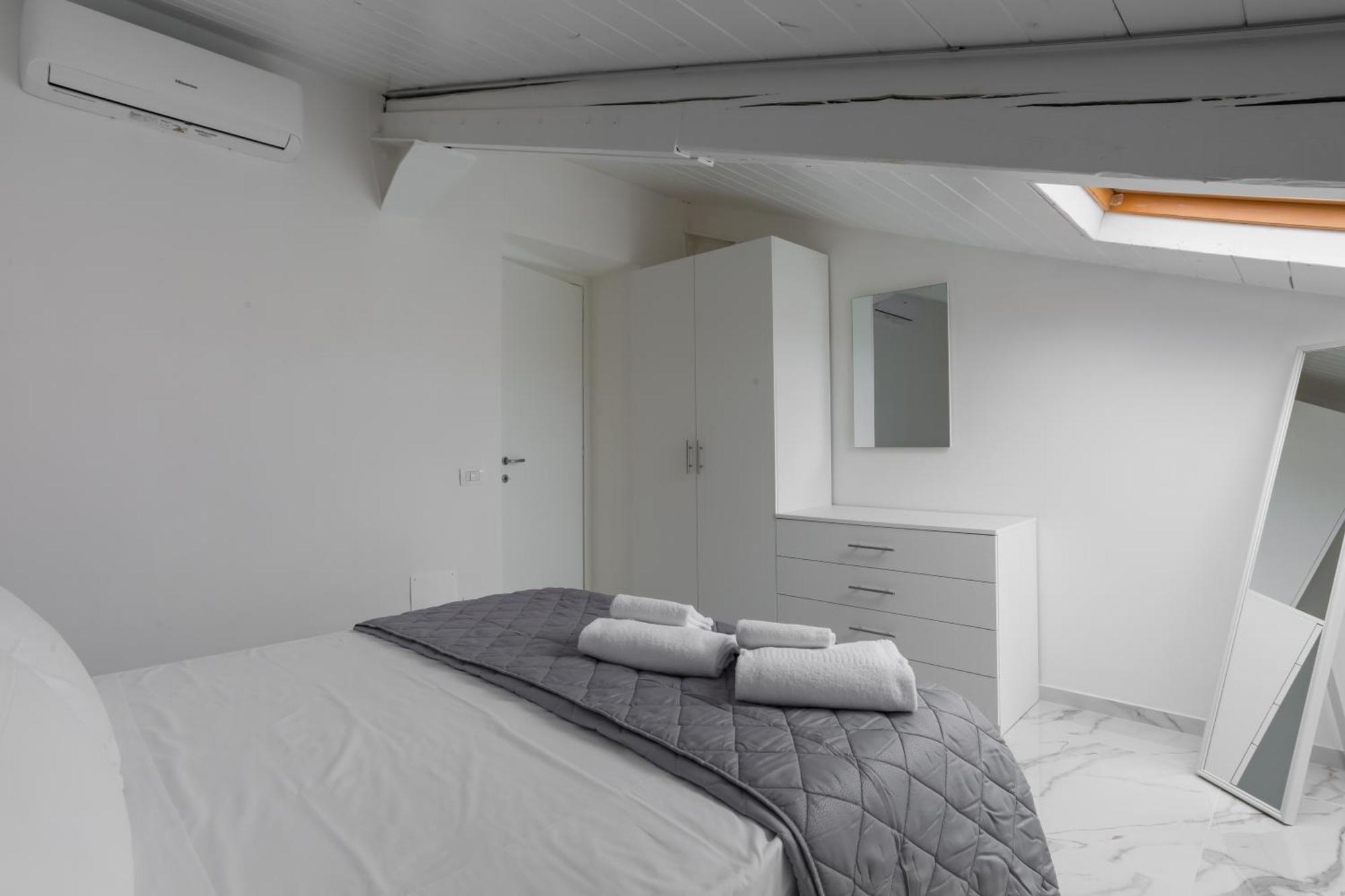 Attico Bella Napoli Aparthotel Esterno foto